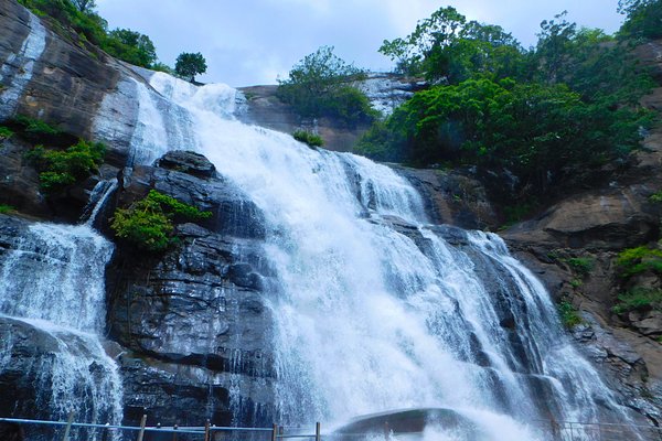 Courtalanathar Temple near Courtallam